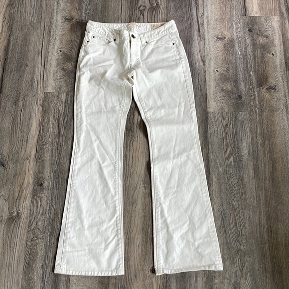 Gap Limited Edition White Bootcut Jeans, size 4 - Picture 6 of 10